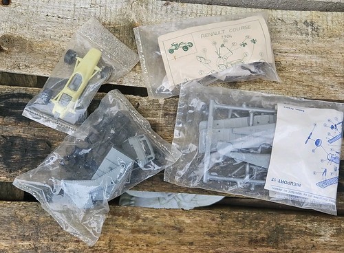 Joli lot jouets bonux - de, 4